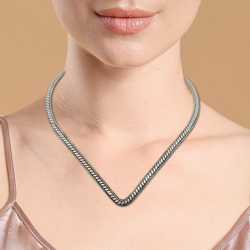 Basic V Silver Design Slider/ Chokers