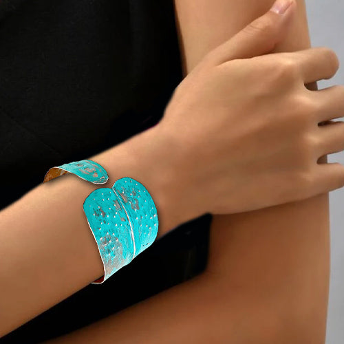 Form-folding Turquoise Copper Cuff